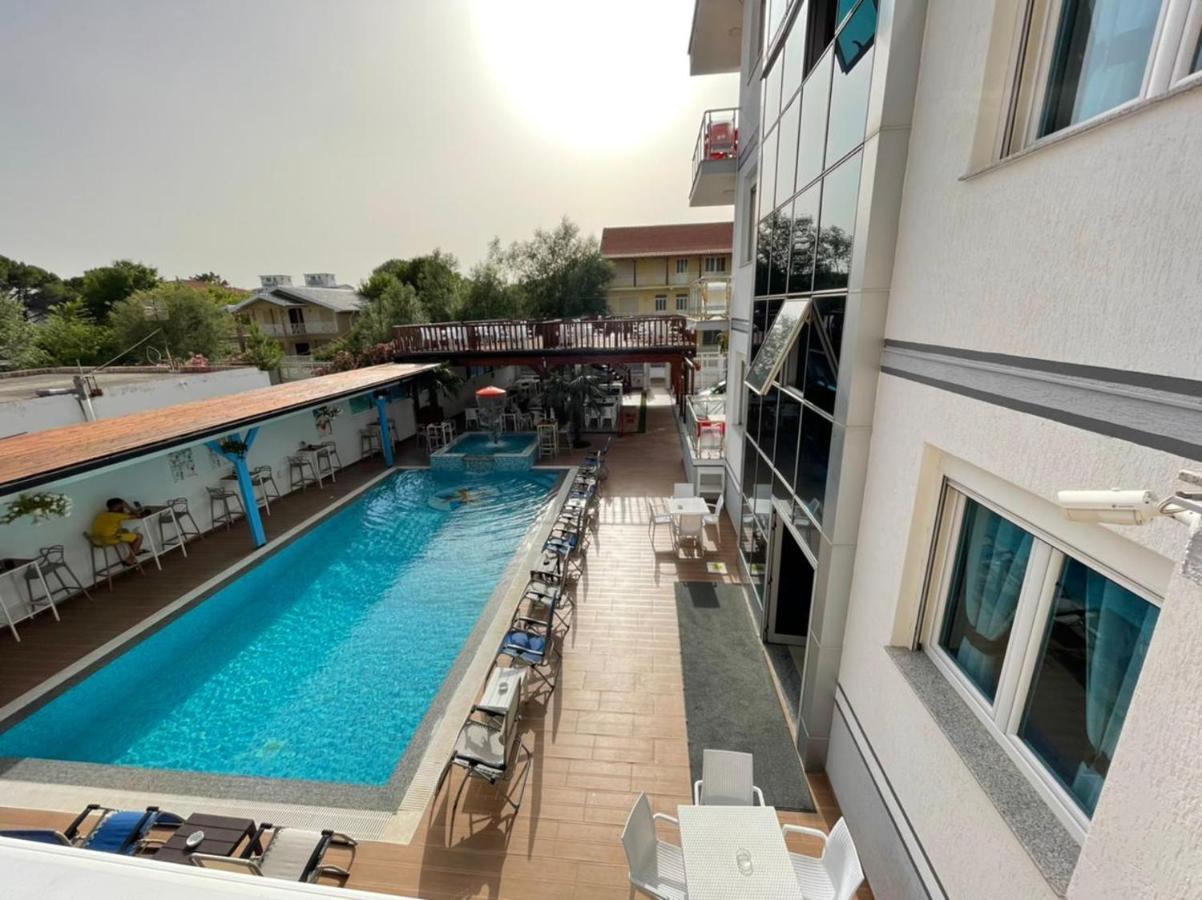 Brian Hotel Velipojë Exteriör bild